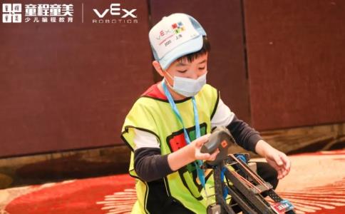 童程童美少儿编程,VEX机器人比赛
